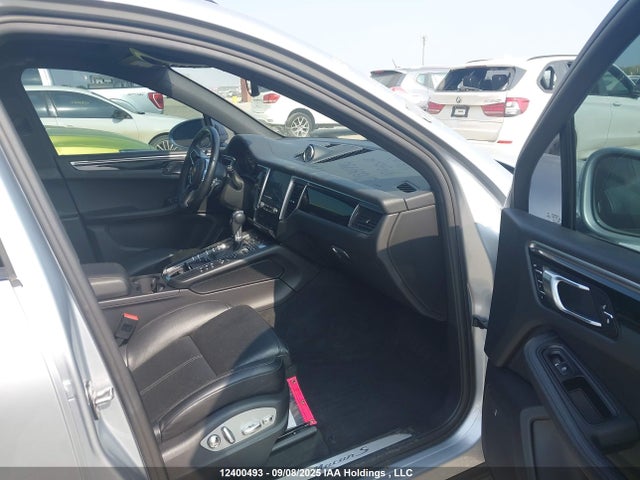 Porsche 2018 2018 WP1AB2A5XJLB34730 Image 5