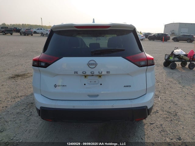 JN8BT3BB1SW146394 Nissan Rogue 60th Anniversary Edition/sv Moonroof