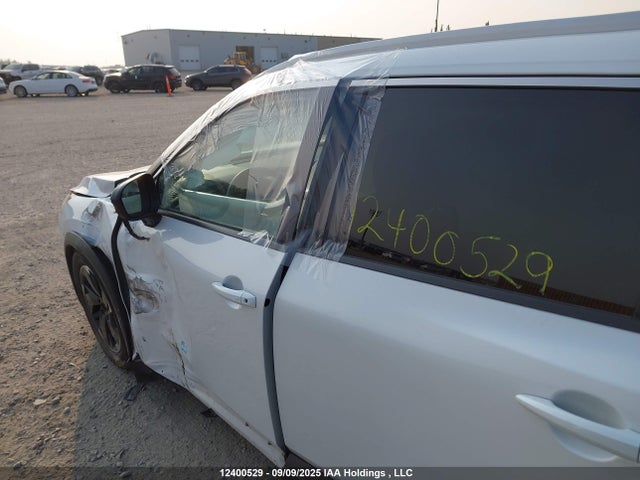 JN8BT3BB1SW146394 Nissan Rogue 60th Anniversary Edition/sv Moonroof