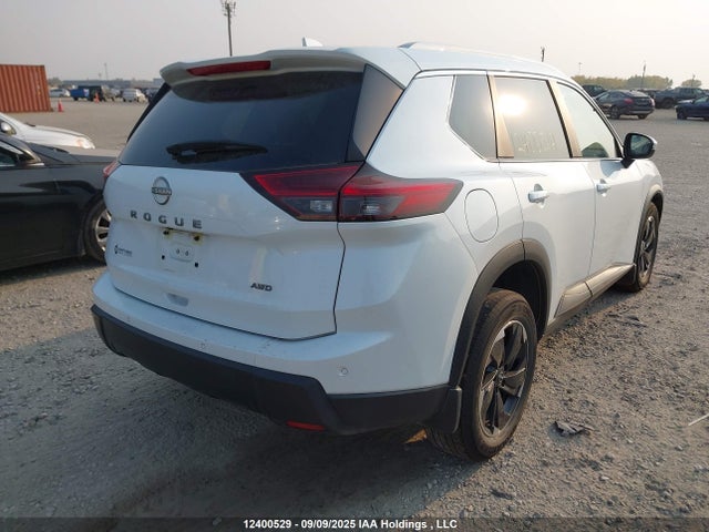 JN8BT3BB1SW146394 Nissan Rogue 60th Anniversary Edition/sv Moonroof