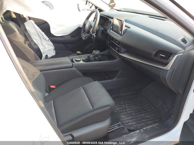 JN8BT3BB1SW146394 Nissan Rogue 60th Anniversary Edition/sv Moonroof