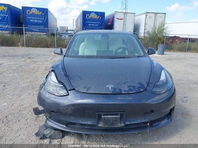 5YJ3E1EB5NF252009 Tesla Model 3 Long Range