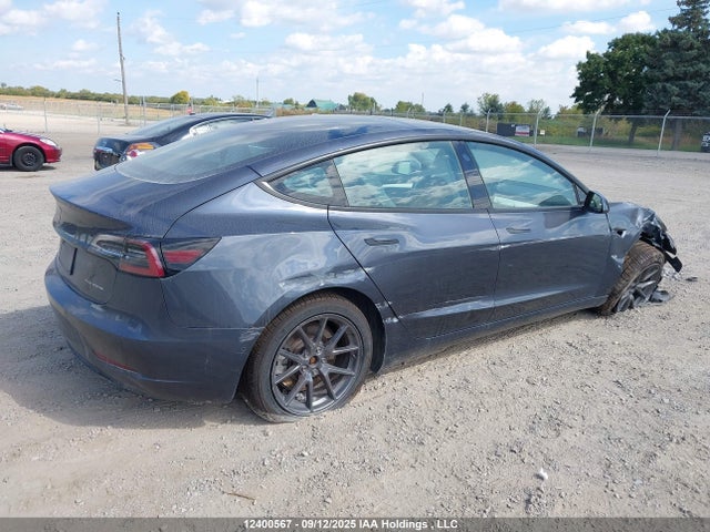 5YJ3E1EB5NF252009 Tesla Model 3 Long Range