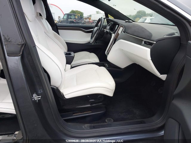 5YJXCBE27HF035269 Tesla MODEL X