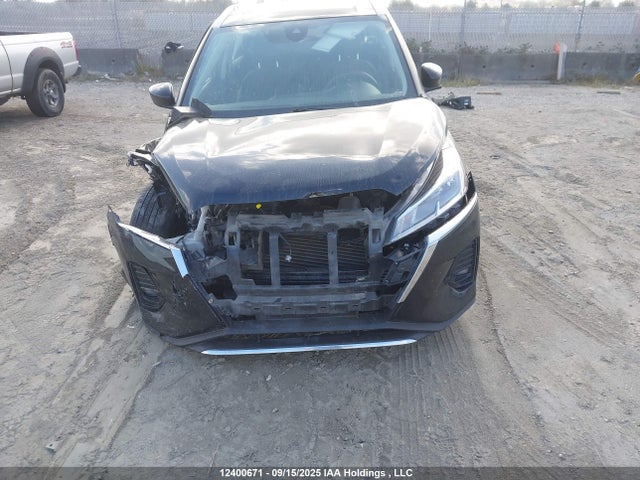 3N1CP5CV3NL511096 Nissan KICKS SV