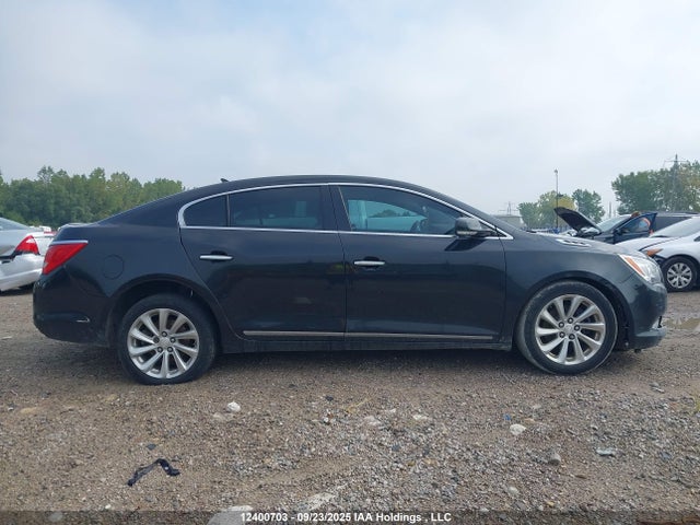 1G4GB5G3XEF301607 Buick lfx