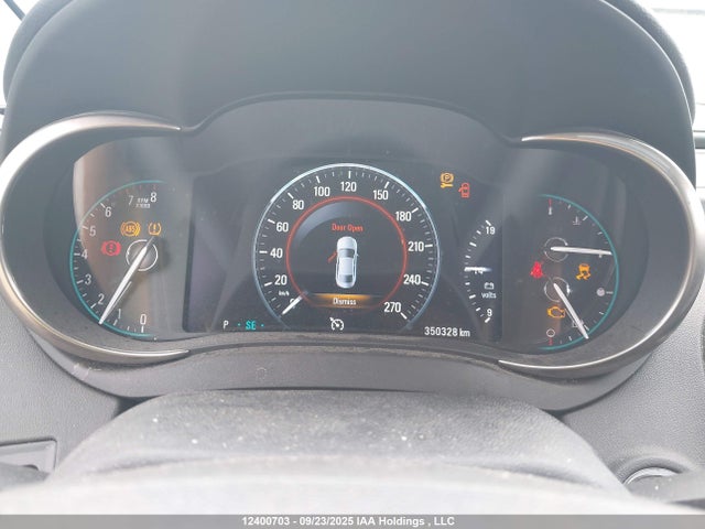 1G4GB5G3XEF301607 Buick lfx