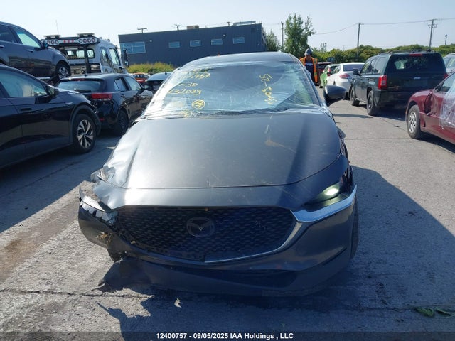 3MVDMBB75MM232039 Mazda pe