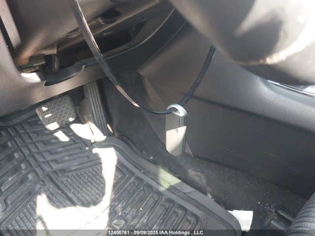3MZBM1V77FM139537 Mazda pe