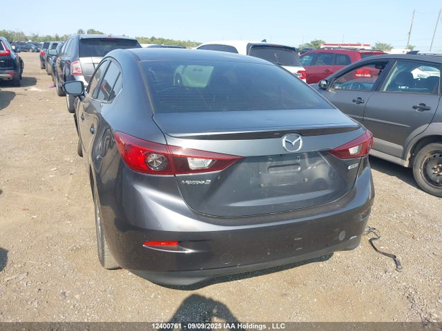 3MZBM1V77FM139537 Mazda pe