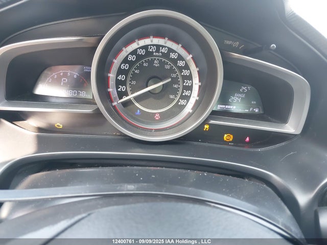 3MZBM1V77FM139537 Mazda pe