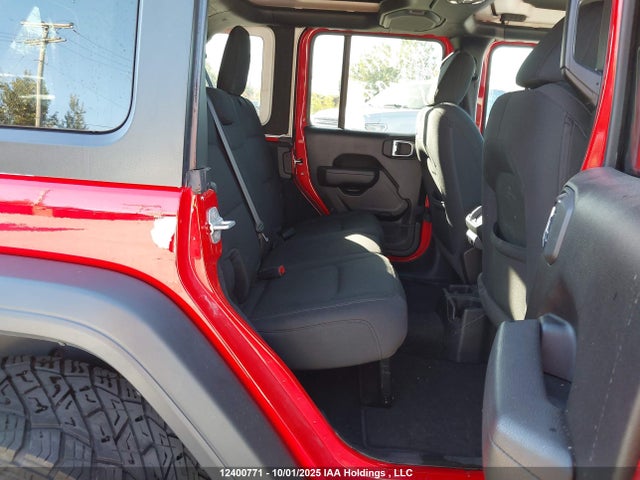 1C4HJXDG6NW199737 Jeep Wrangler