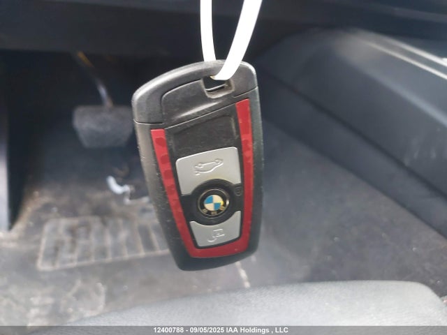 BMW 320i 2016 WBA8A3C50GK688750 Image 11