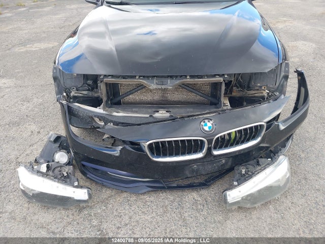 BMW 320i 2016 WBA8A3C50GK688750 Image 12