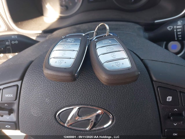 KM8J3CAL0LU238395 Hyundai Tucson Preferred Awd With Trend Package