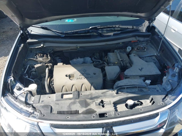 Mitsubishi mivec 2018 JA4AZ2A30JZ611474 Image 10