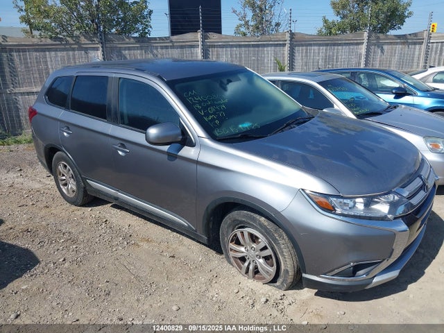 Mitsubishi mivec 2018 JA4AZ2A30JZ611474 Image 13