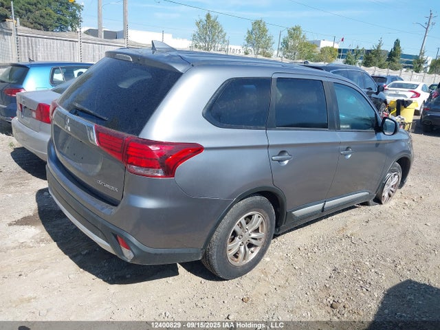 Mitsubishi mivec 2018 JA4AZ2A30JZ611474 Image 4