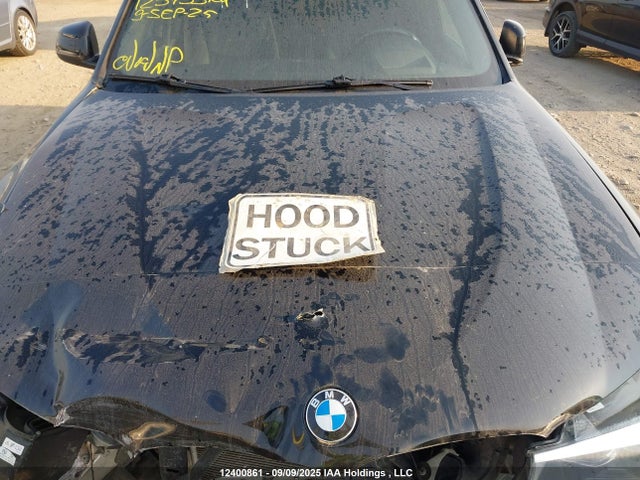 5UXWX9C5XH0T05369 BMW X3