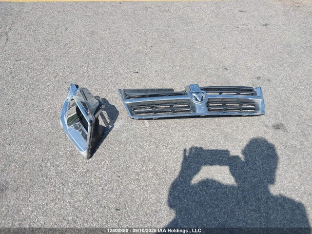 12400880 :رقم المزاد ، 2D4RN4DX4AR412679 vin ، 2010 Dodge Grand Caravan مزاد بيع