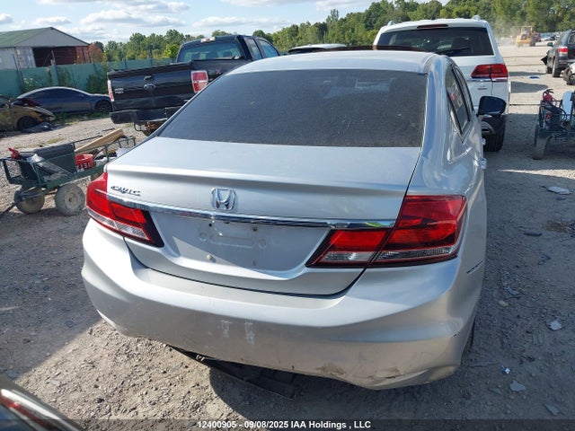 Honda r18z1 2015 2HGFB2F5XFH040627 Image 16