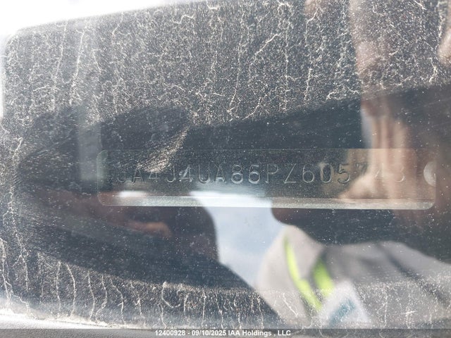 JA4J4UA86PZ605743 Mitsubishi Outlander