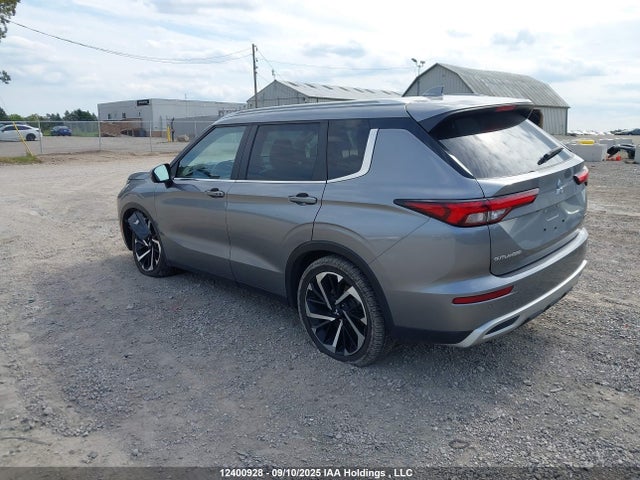 JA4J4UA86PZ605743 Mitsubishi Outlander