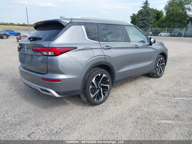 JA4J4UA86PZ605743 Mitsubishi Outlander