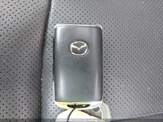 JM3KKDHD5R1137970 Mazda h3 low
