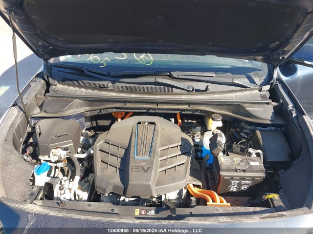 KNDCE3LG1N5122143 KIA Niro