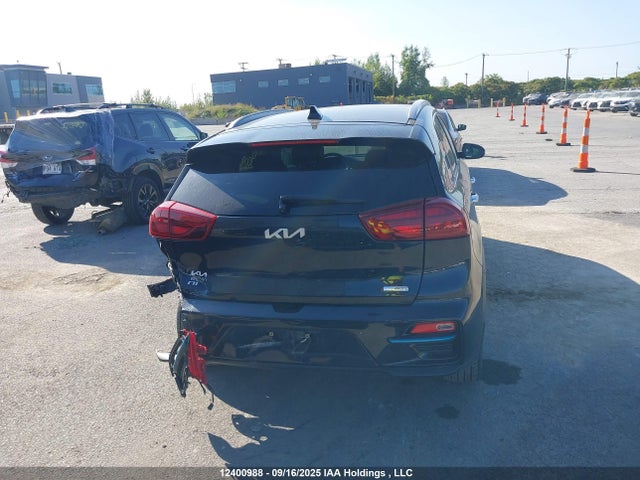 KNDCE3LG1N5122143 KIA Niro