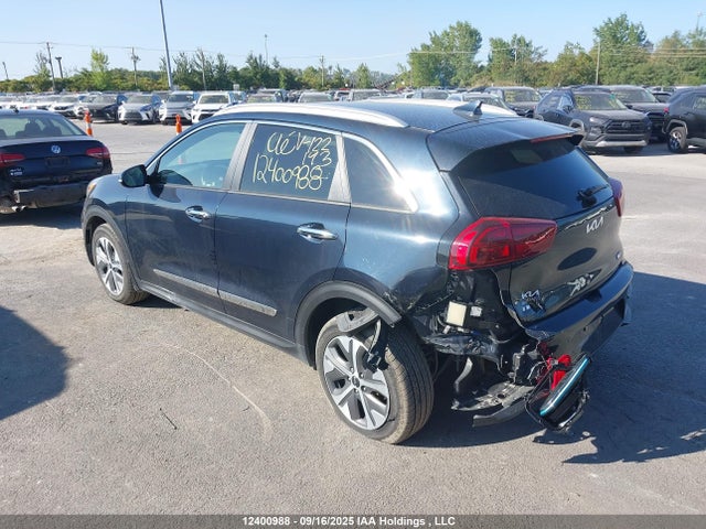 KNDCE3LG1N5122143 KIA Niro