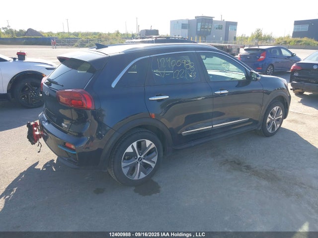 KNDCE3LG1N5122143 KIA Niro