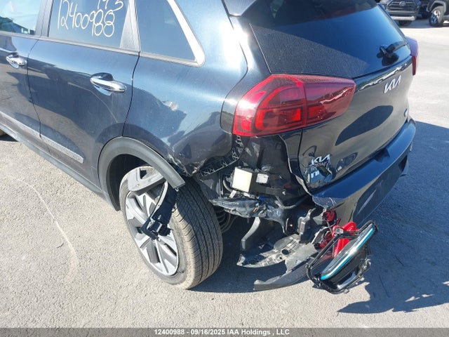 KNDCE3LG1N5122143 KIA Niro