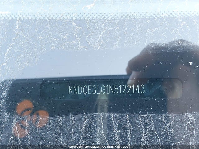 KNDCE3LG1N5122143 KIA Niro