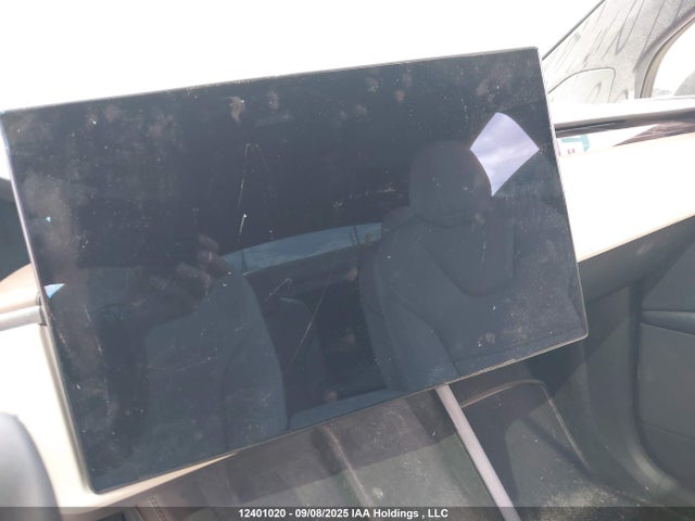 12401020 :رقم المزاد ، 7SAXCBE54PF381405 vin ، 2023 Tesla Model X Awd/standard Range مزاد بيع