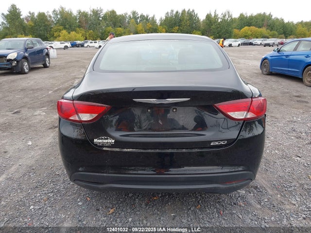 Chrysler 2015 2015 1C3CCCFB7FN671437 Image 16