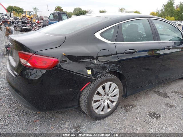 Chrysler 2015 2015 1C3CCCFB7FN671437 Image 6