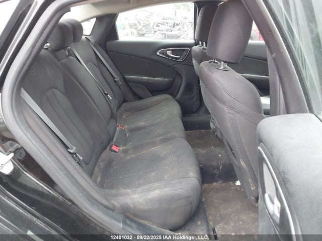 Chrysler 2015 2015 1C3CCCFB7FN671437 Image 8