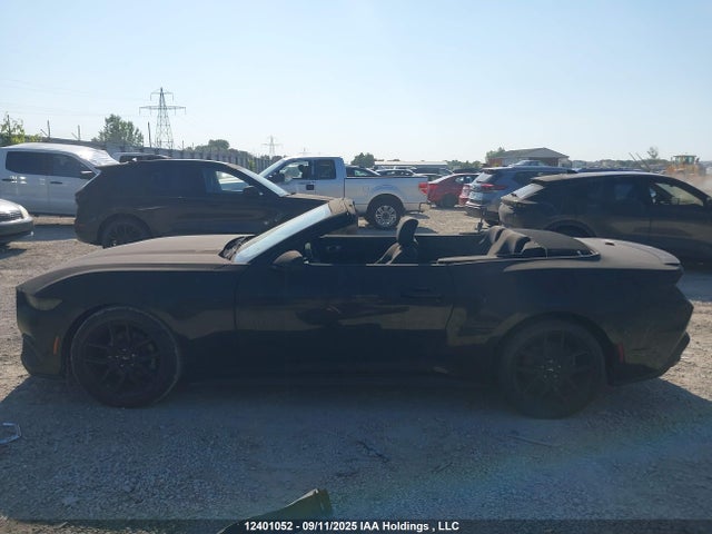 12401052 :رقم المزاد ، 1FAGP8UH8S5108550 vin ، 2025 Ford Mustang مزاد بيع