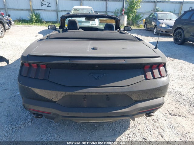 12401052 :رقم المزاد ، 1FAGP8UH8S5108550 vin ، 2025 Ford Mustang مزاد بيع