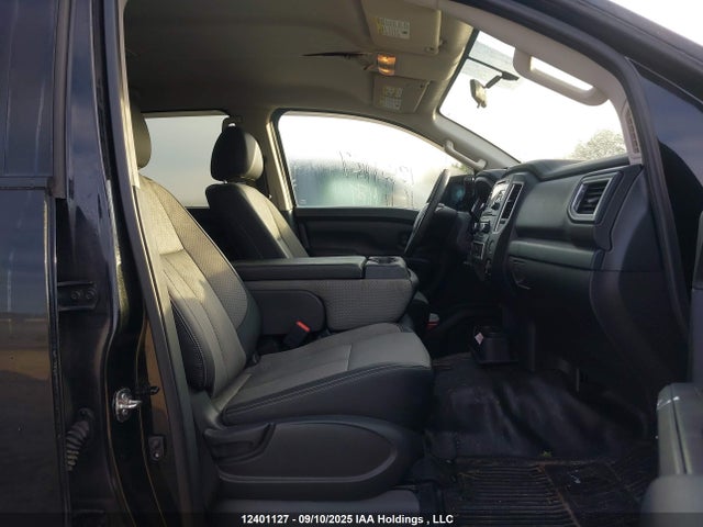 Nissan Titan 2018 1N6AA1EJ2JN524888 Image 5