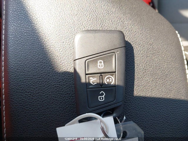 3VWEX7BU6SM055611 Volkswagen tsi