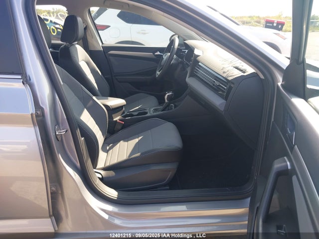 3VWEX7BU6SM055611 Volkswagen tsi