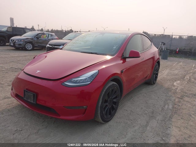 Tesla Model Y 2022 7SAYGDEE5NF469591 Image 2