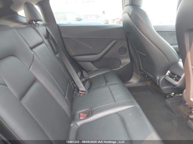 Tesla Model Y 2022 7SAYGDEE5NF469591 Image 8