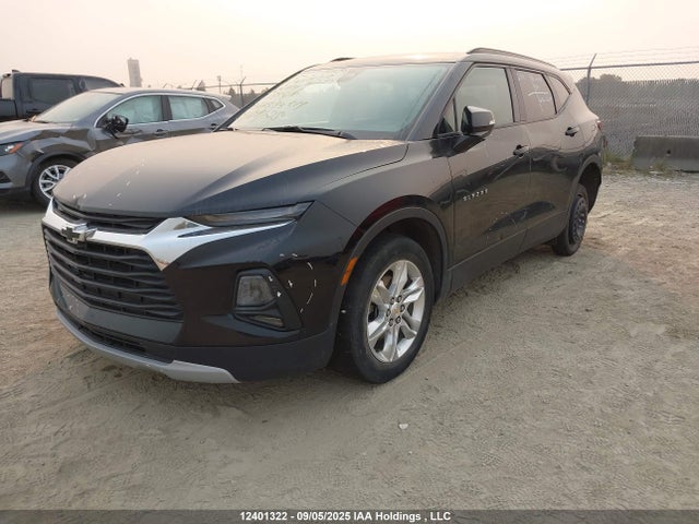 Chevrolet lgx 2022 3GNKBJRS3NS193216 Image 2