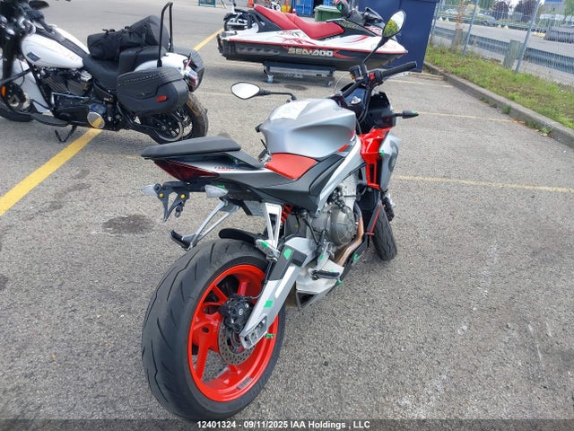Aprilia 2021 2021 ZD4KSUE01MS000509 Image 4
