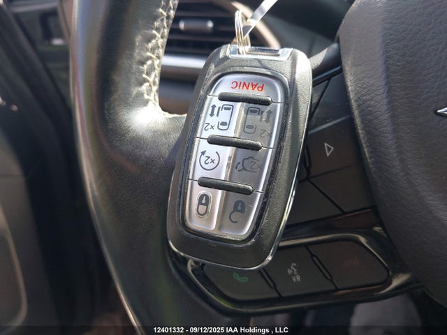 2C4RC1BG1KR582228 Chrysler Pacifica