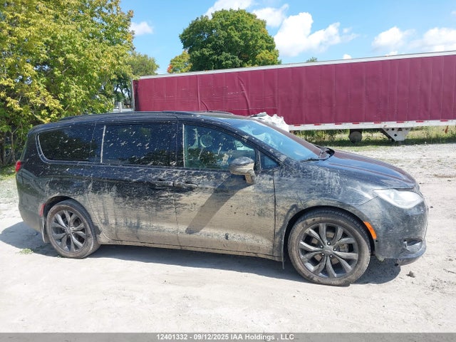 2C4RC1BG1KR582228 Chrysler Pacifica